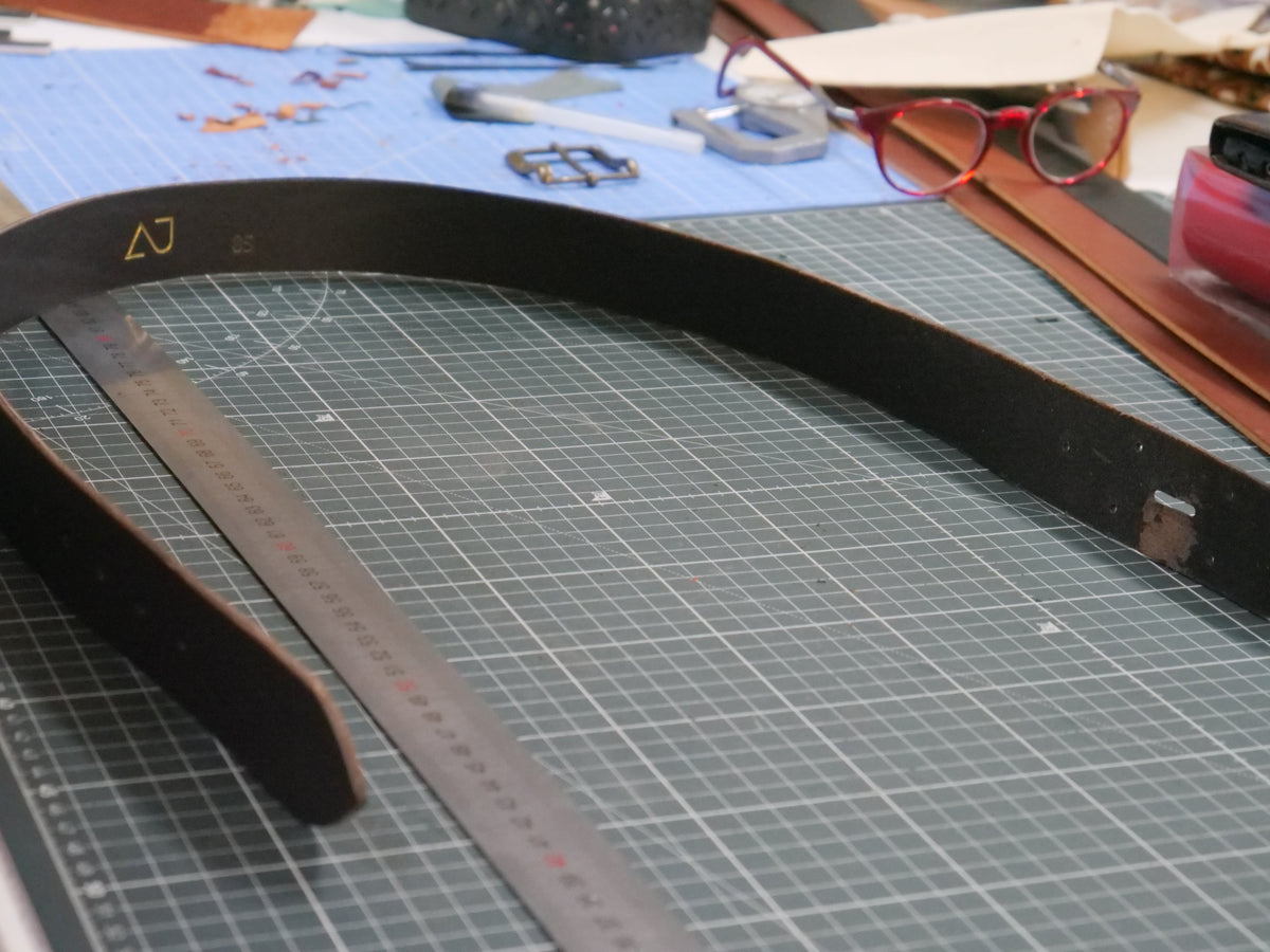 Est-ce qu'une ceinture en cuir se détend ?