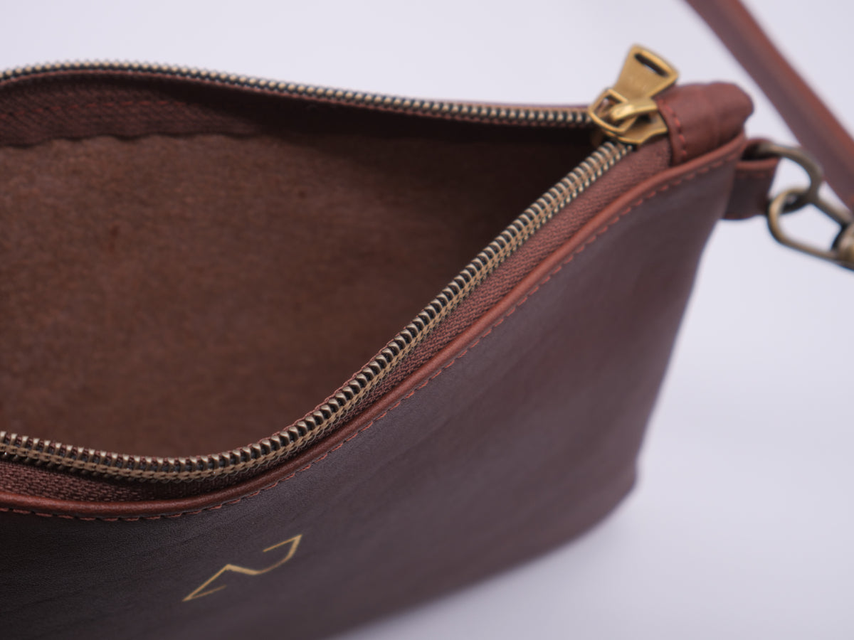Pochette en cuir pleine fleur - MONA Tradition