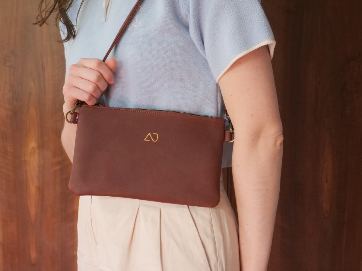Pochette en cuir pleine fleur - MONA Tradition